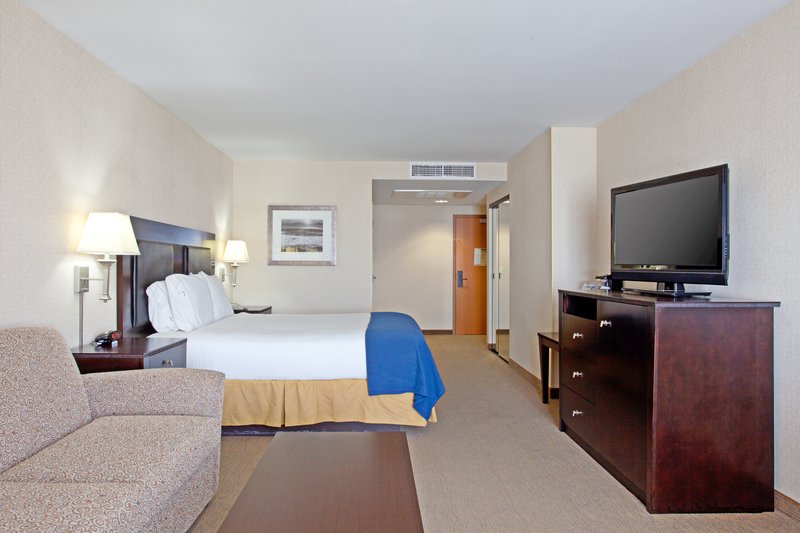 Holiday Inn Express Redwood City-Central - Redwood City, CA