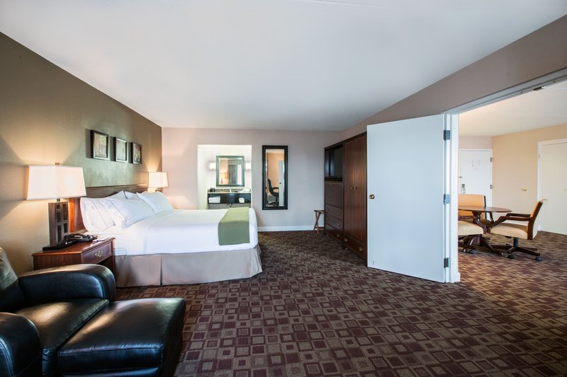 Holiday Inn Express ROLLING MDWS-SCHAUMBURG AREA - Broadview, IL