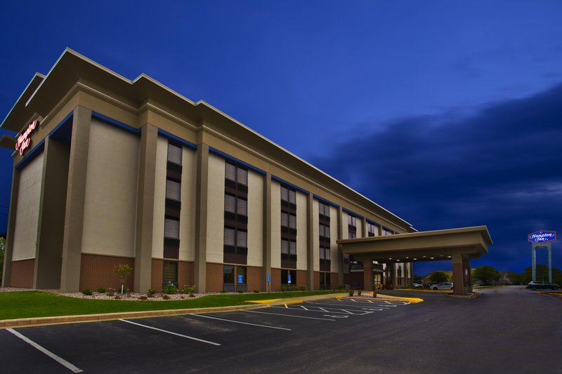 Hampton Inn Appleton-Fox River Mall Area - Appleton, WI