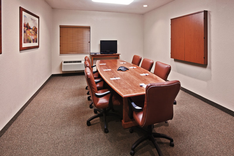 Candlewood Suites OWASSO - Owasso, OK
