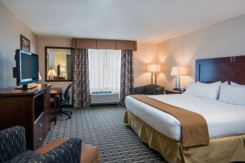 Holiday Inn Express MEADVILLE (I-79 EXIT 147A) - Springboro, PA