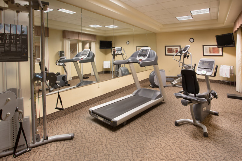 Holiday Inn Express YREKA-SHASTA AREA - Shasta Lake, CA