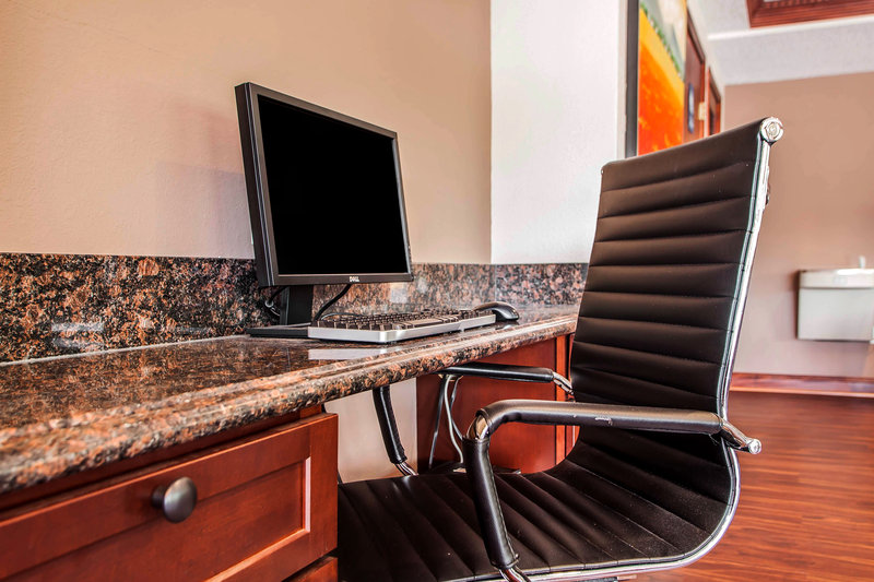 Econo Lodge - Somers Point, NJ