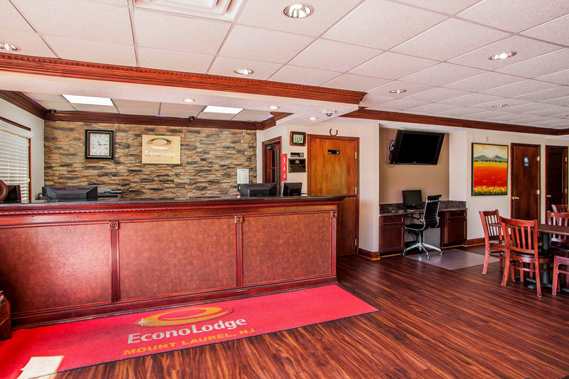 Econo Lodge - Somers Point, NJ