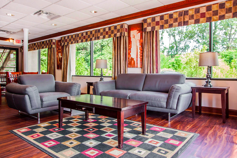 Econo Lodge - Somers Point, NJ