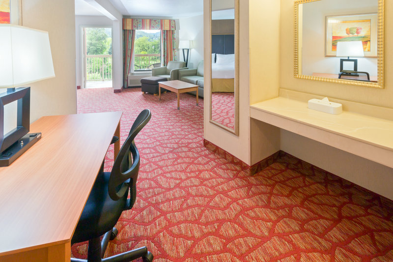 Holiday Inn Express Roseburg - Roseburg, OR