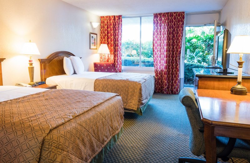 Vista Inn & Suites-Tampa - Tampa, FL