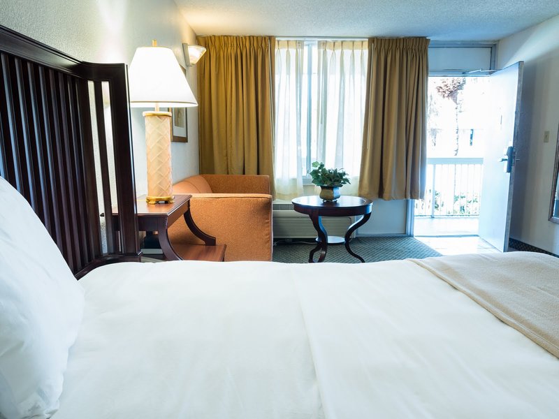 Vista Inn & Suites-Tampa - Tampa, FL