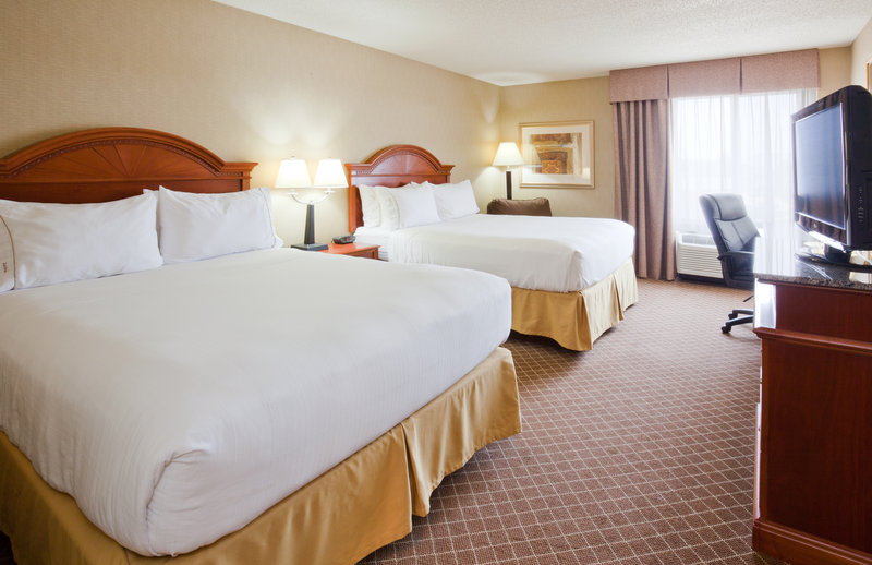 Holiday Inn Express CEDAR RAPIDS (COLLINS RD) - Cedar Rapids, IA