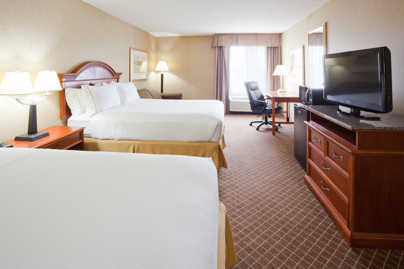 Holiday Inn Express CEDAR RAPIDS (COLLINS RD) - Cedar Rapids, IA