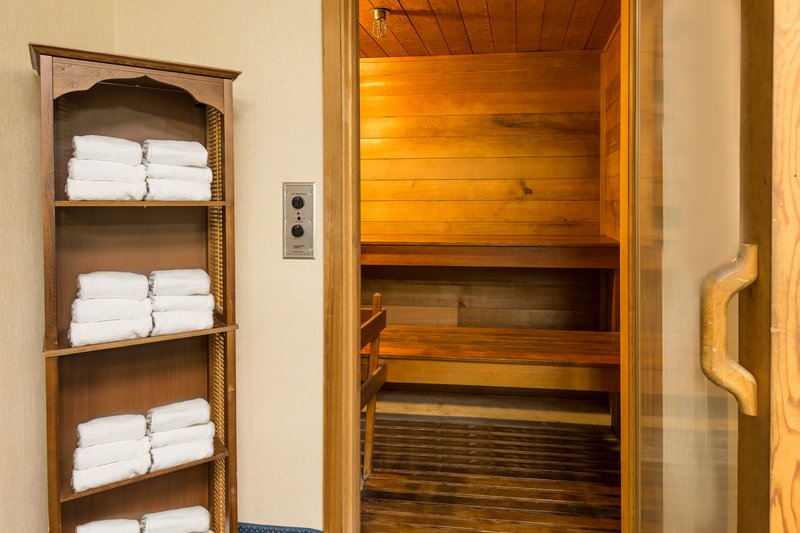 Holiday Inn Express & Suites SAVANNAH - MIDTOWN - Savannah, GA