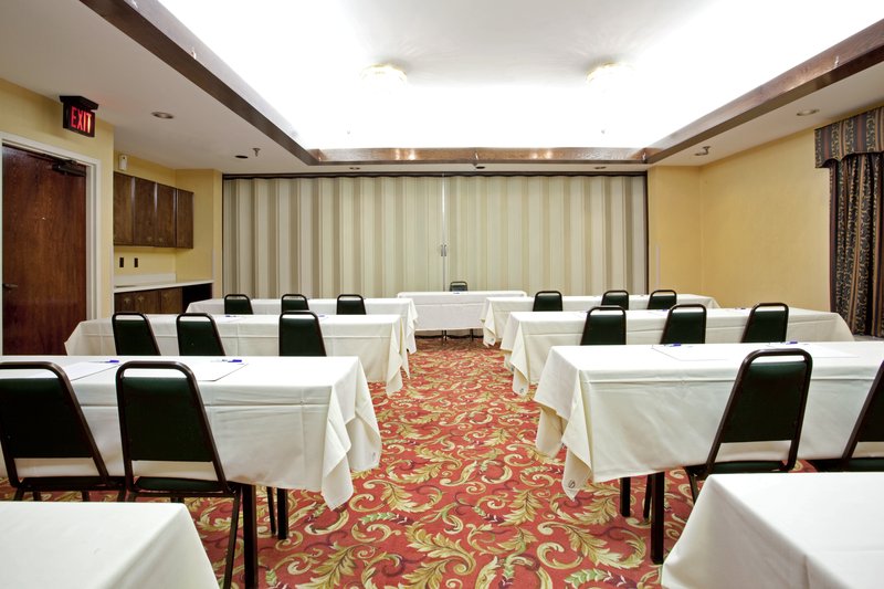 Holiday Inn Express & Suites SAVANNAH - MIDTOWN - Savannah, GA