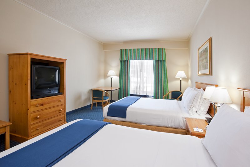 Holiday Inn Express BREEZEWOOD - Wood, PA