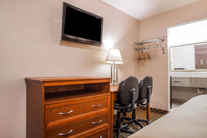 Econo Lodge - Somers Point, NJ