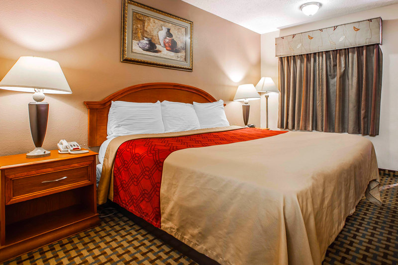 Econo Lodge - Somers Point, NJ