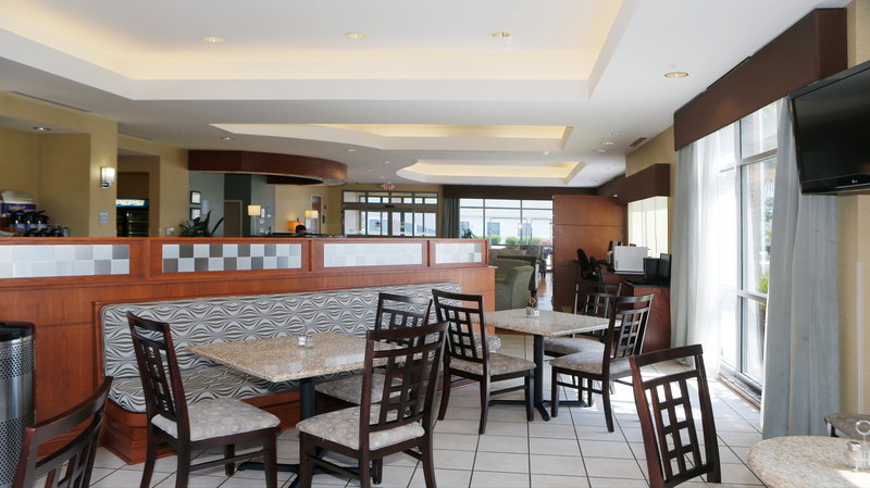 Comfort Suites-Magnolia Greens - Leland, NC