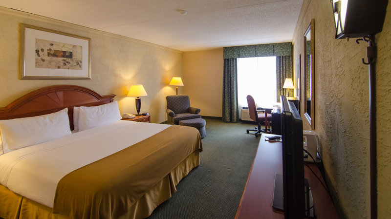 Holiday Inn Express RACINE AREA (I-94 AT EXIT 333) - Sturtevant, WI