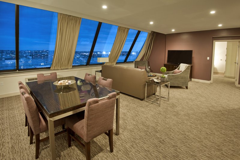 Radisson Hotel Manchester Downtown - Manchester, NH