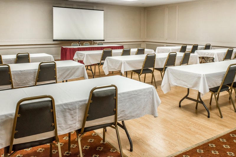 Quality Inn & Suites - Indiana, PA
