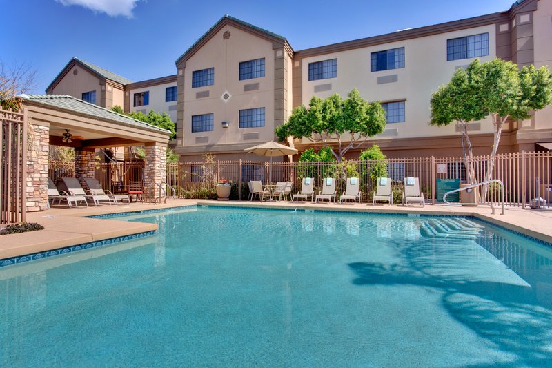 Holiday Inn Express & Suites PHOENIX DOWNTOWN - BALLPARK - Glendale, AZ
