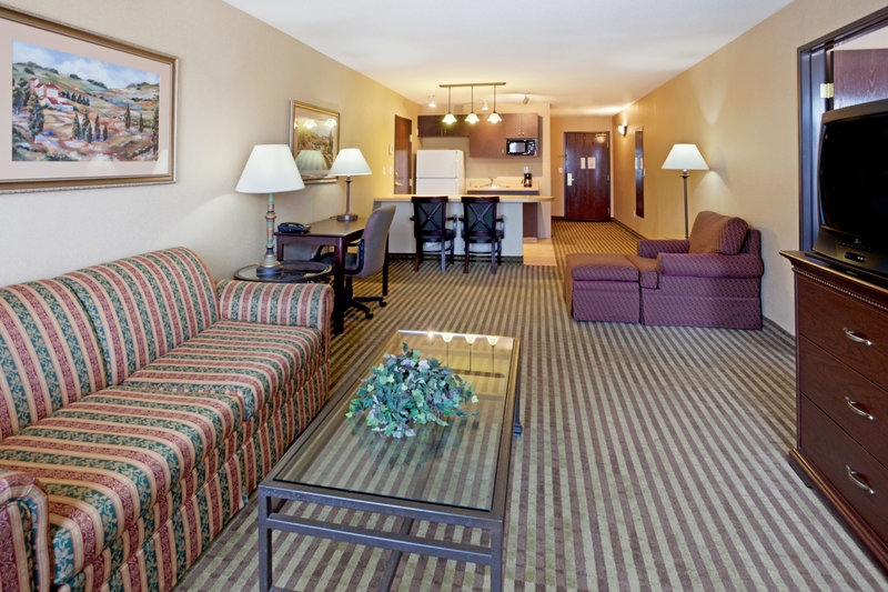 Holiday Inn Express & Suites MARINA - STATE BEACH AREA - Marina, CA