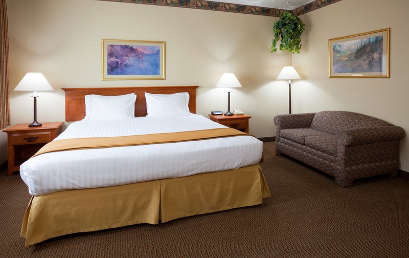 Holiday Inn Express ANCHORAGE - Whittier, AK