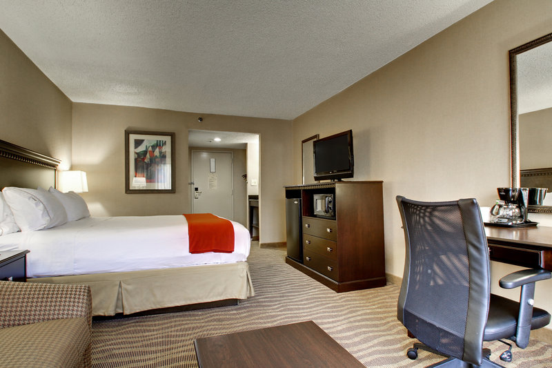 Holiday Inn Express ATLANTA-KENNESAW - Woodstock, GA