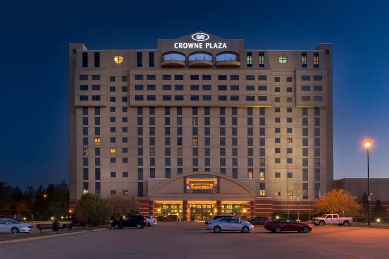 Crowne Plaza-Springfield - Mount Pulaski, IL