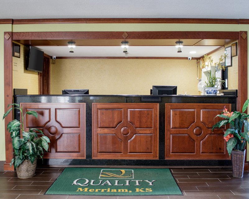 Quality Inn - Mission, KS