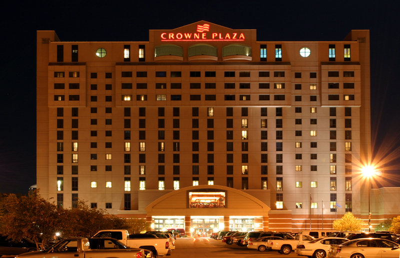 Crowne Plaza-Springfield - Mount Pulaski, IL