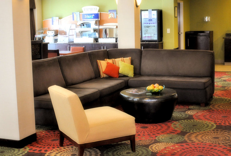 Holiday Inn Express WHITE HOUSE - White House, TN