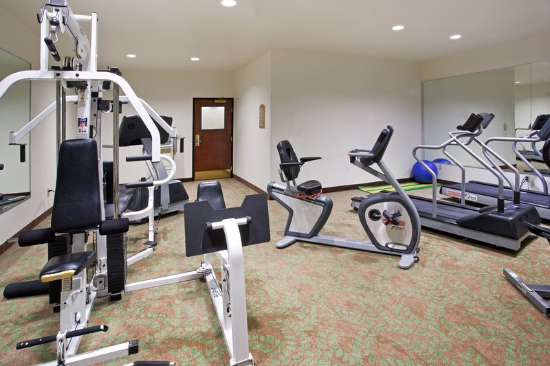 Holiday Inn Express Colorado Springs Airport - Colorado Springs, CO