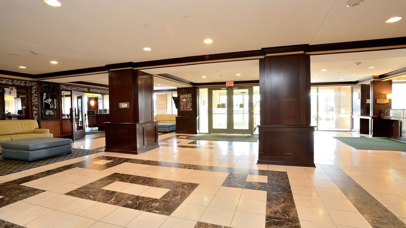 Holiday Inn CHICAGO OAKBROOK - Villa Park, IL