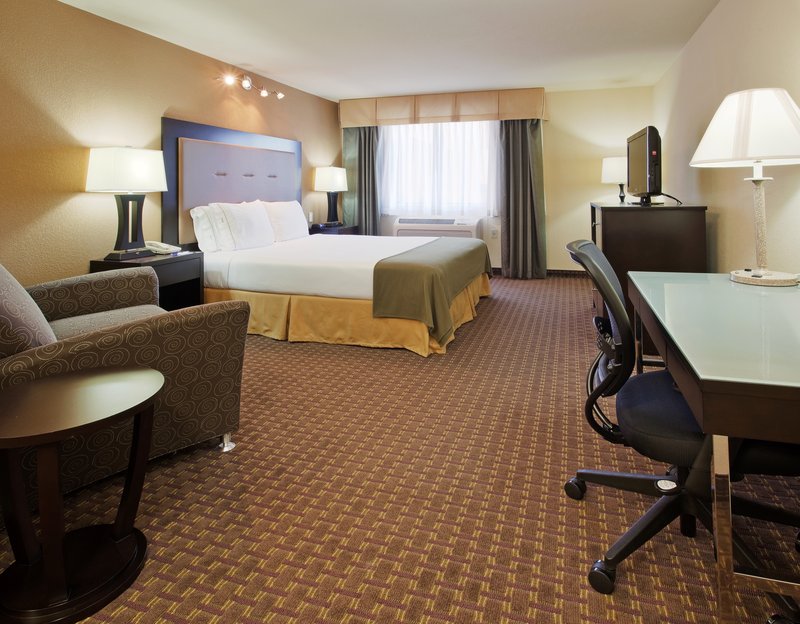 Holiday Inn Express - Union City, CA