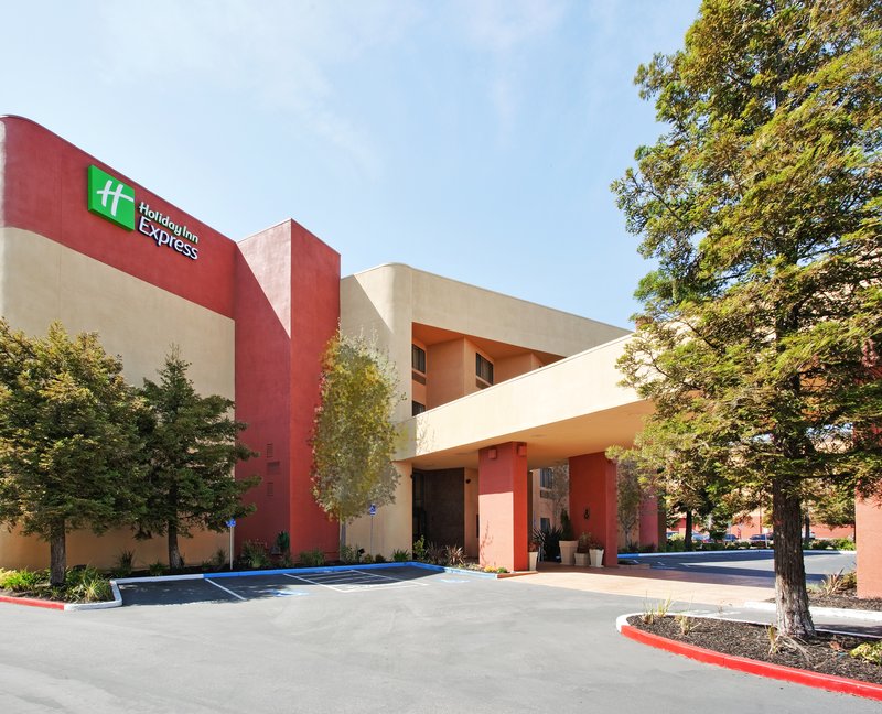 Holiday Inn Express - Union City, CA