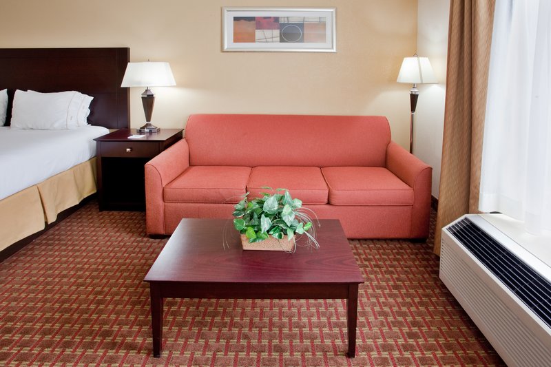 Holiday Inn Express COVINGTON - Covington, VA