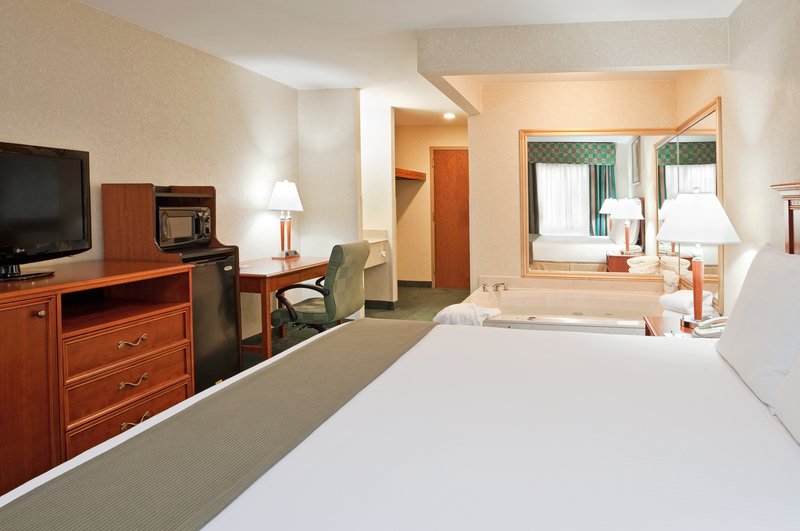 Holiday Inn Express BIRCH RUN (FRANKENMUTH AREA) - Bridgeport, MI