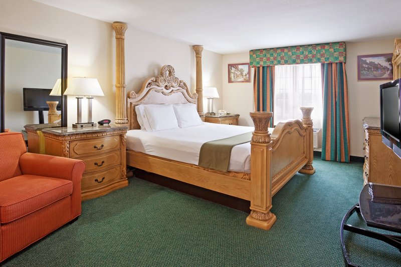 Holiday Inn Express BIRCH RUN (FRANKENMUTH AREA) - Bridgeport, MI