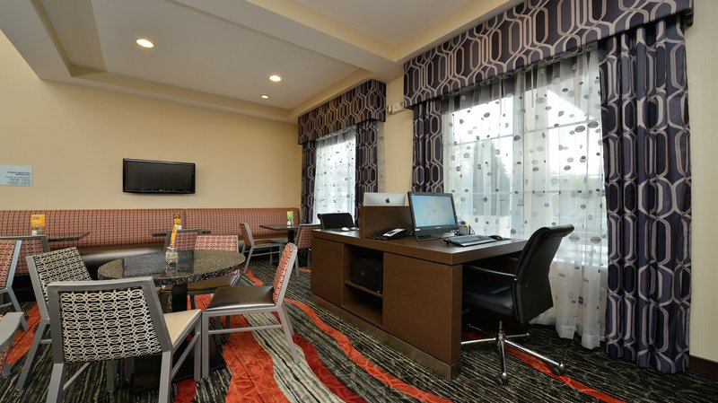 Holiday Inn Express BOSTON-MILFORD - Milford, MA
