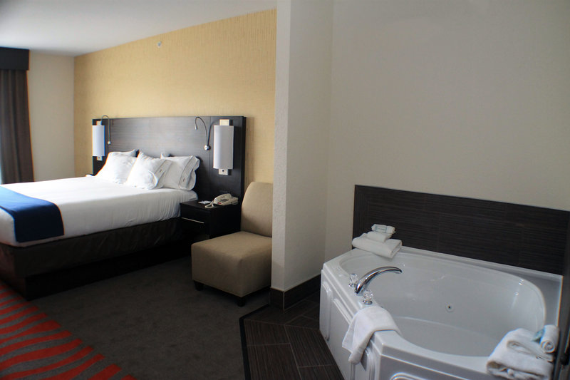 Holiday Inn Express BRADFORD - Bradford, PA