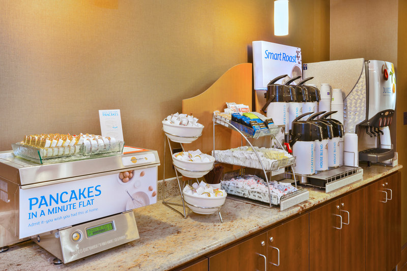 Holiday Inn Express - Lancaster, PA
