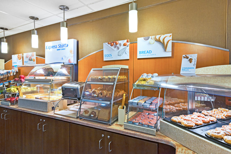 Holiday Inn Express - Lancaster, PA