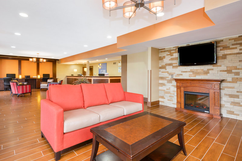 Holiday Inn Express - Lancaster, PA
