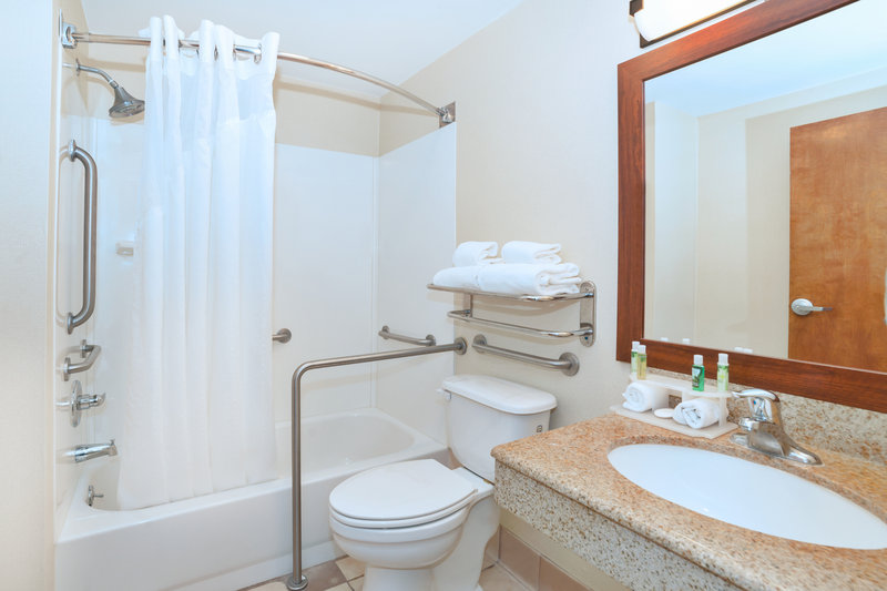 Holiday Inn Express - Lancaster, PA