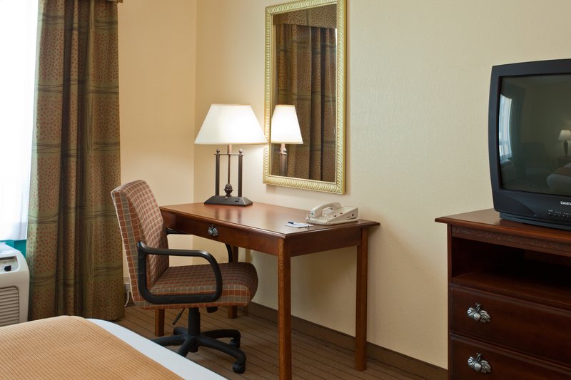 Holiday Inn Express & Suites ENTERPRISE - Enterprise, AL