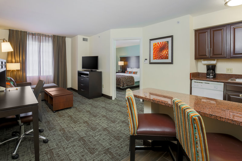 Staybridge Suites PHILADELPHIA-MT. LAUREL - Mount Laurel, NJ