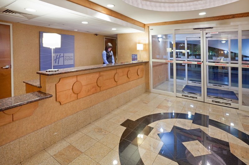 Holiday Inn Express & Suites BASTROP - Bastrop, TX