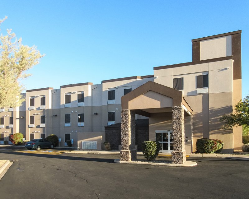 Sleep Inn Mesa-Superstition Springs Center - Mesa, AZ