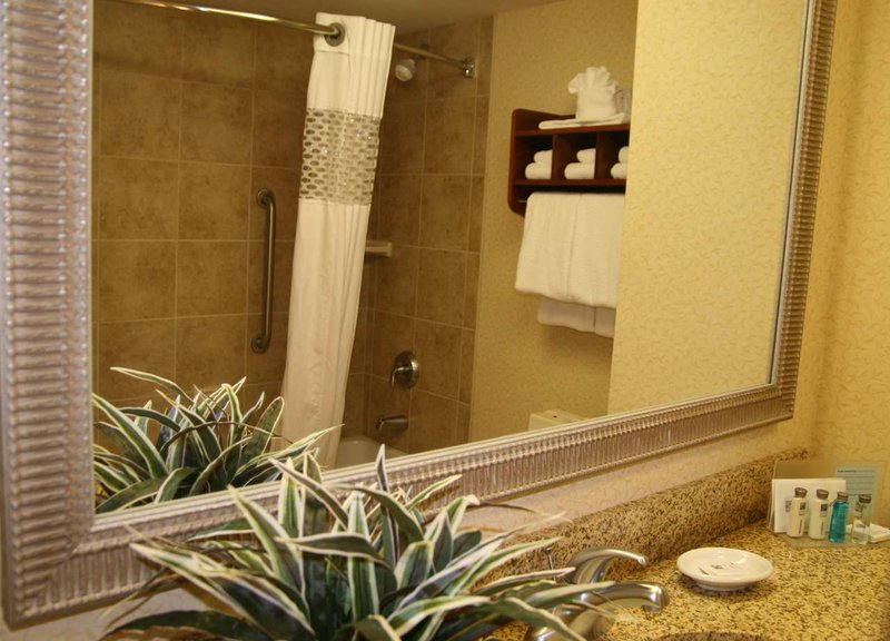 Hampton Inn Youngstown-West I-80 - Youngstown, OH