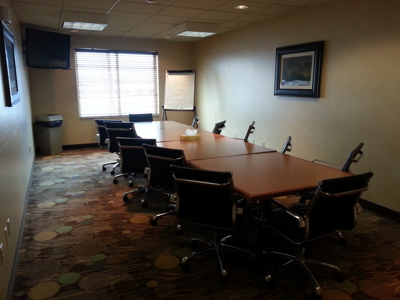 Holiday Inn Express & Suites GRAND FORKS - Grand Forks, ND